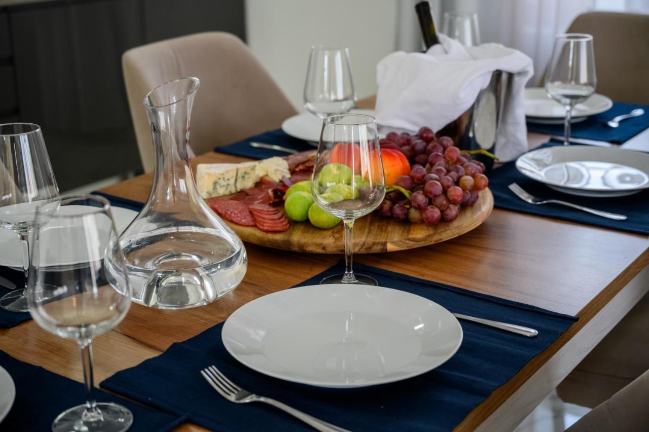 Luxury Scandinavian Улцинь Екстер'єр фото