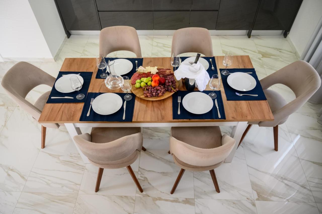 Luxury Scandinavian Улцинь Екстер'єр фото