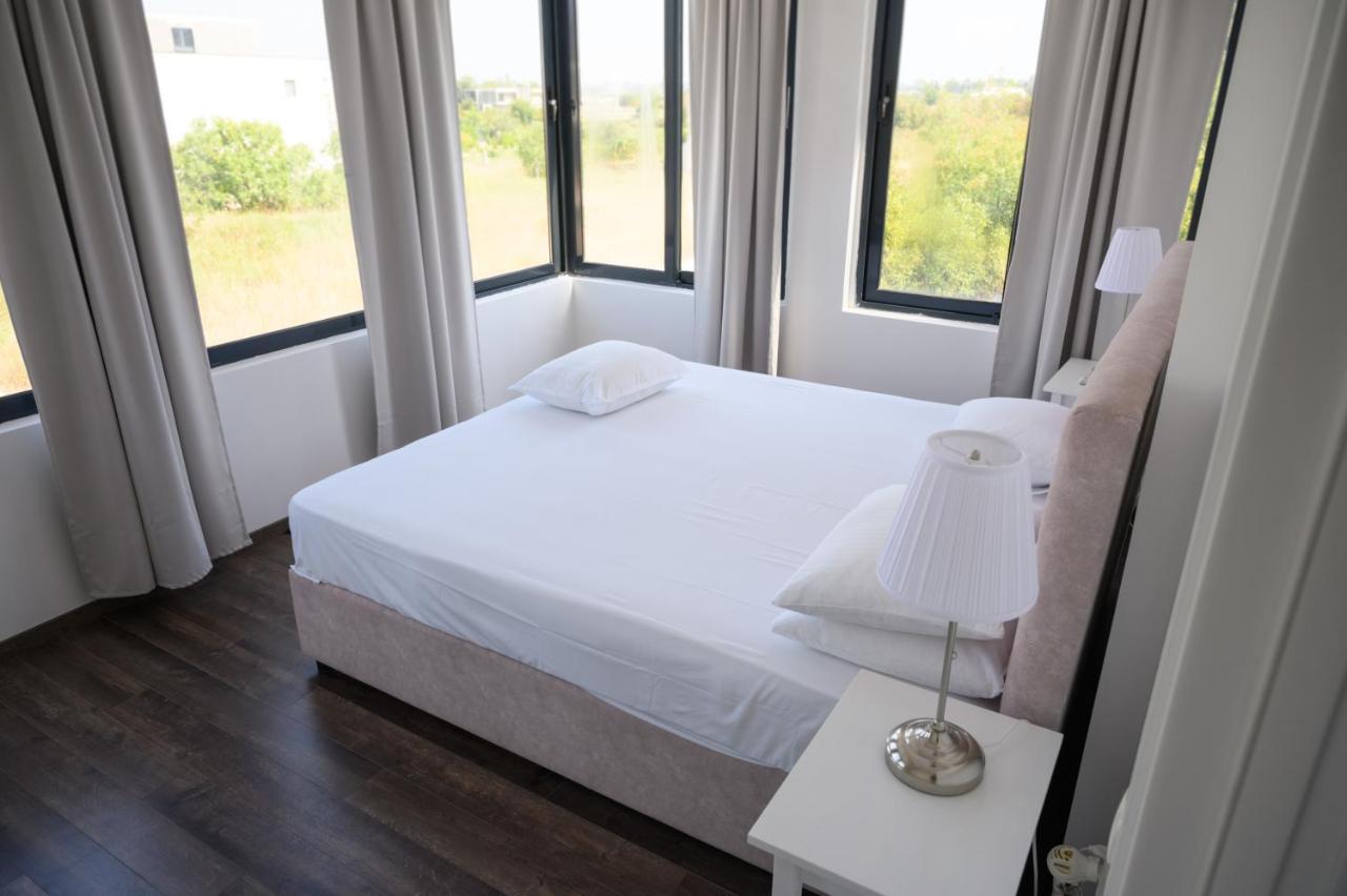 Luxury Scandinavian Улцинь Екстер'єр фото